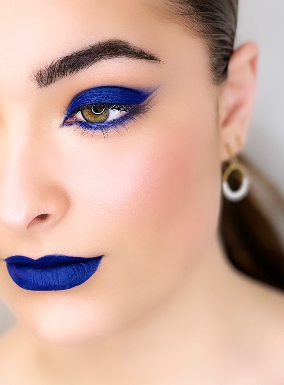Trabajo de maquillaje de Paco Navarro · Azul editorial